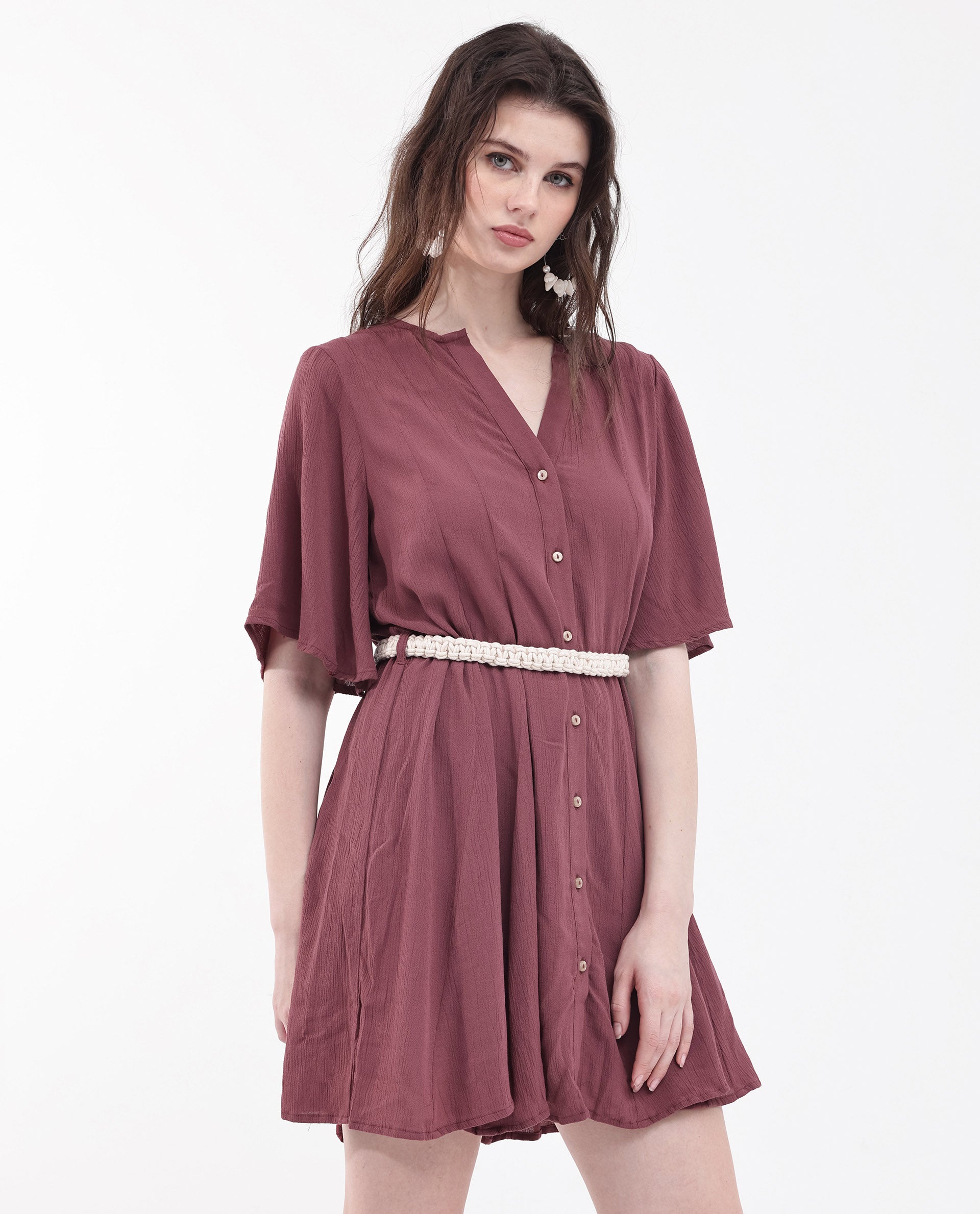 SHORT DRESS WITH FLARED SLEEVE MACRAME BELT