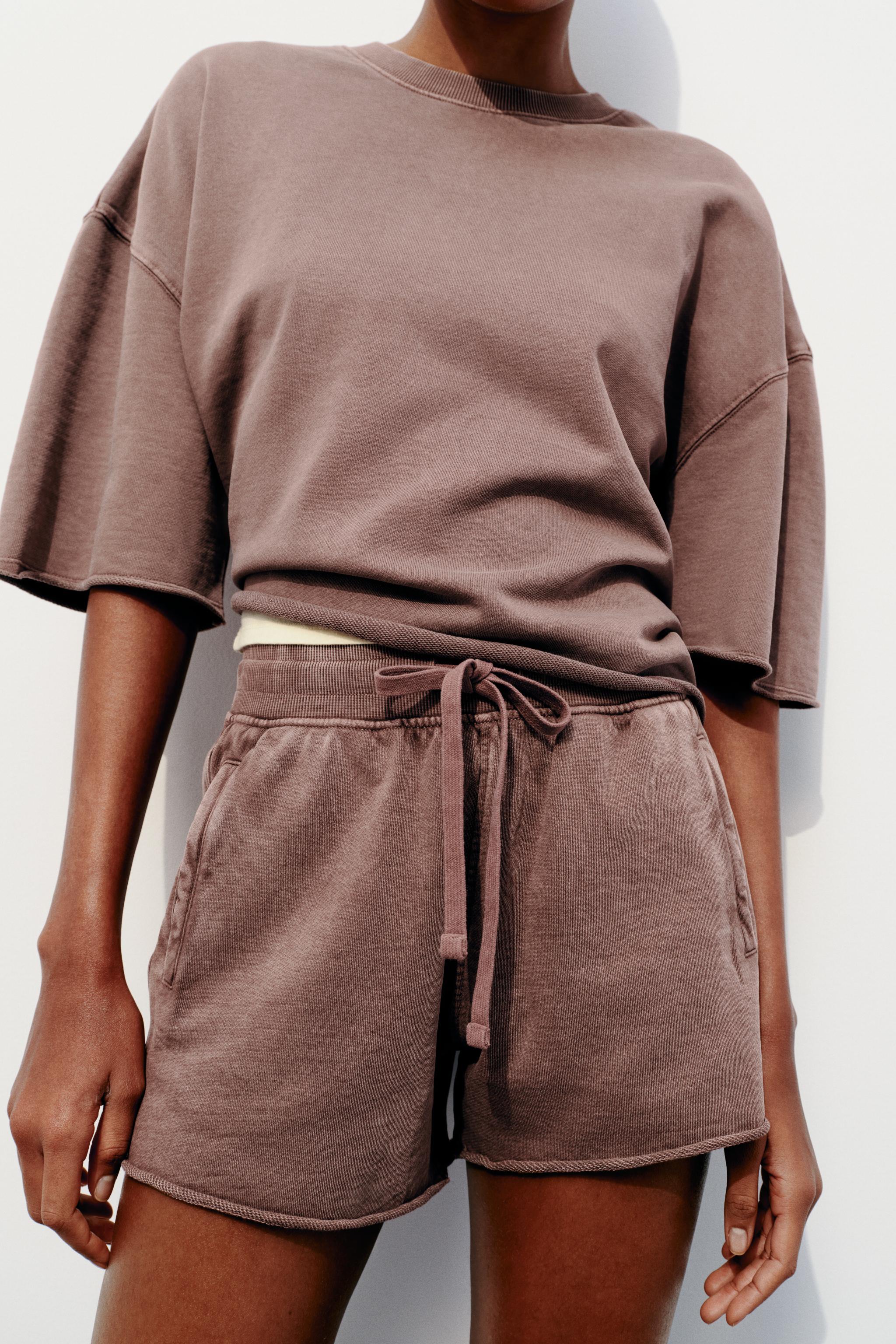 FADED-EFFECT SWEATSHIRT AND SHORTS CO-ORD