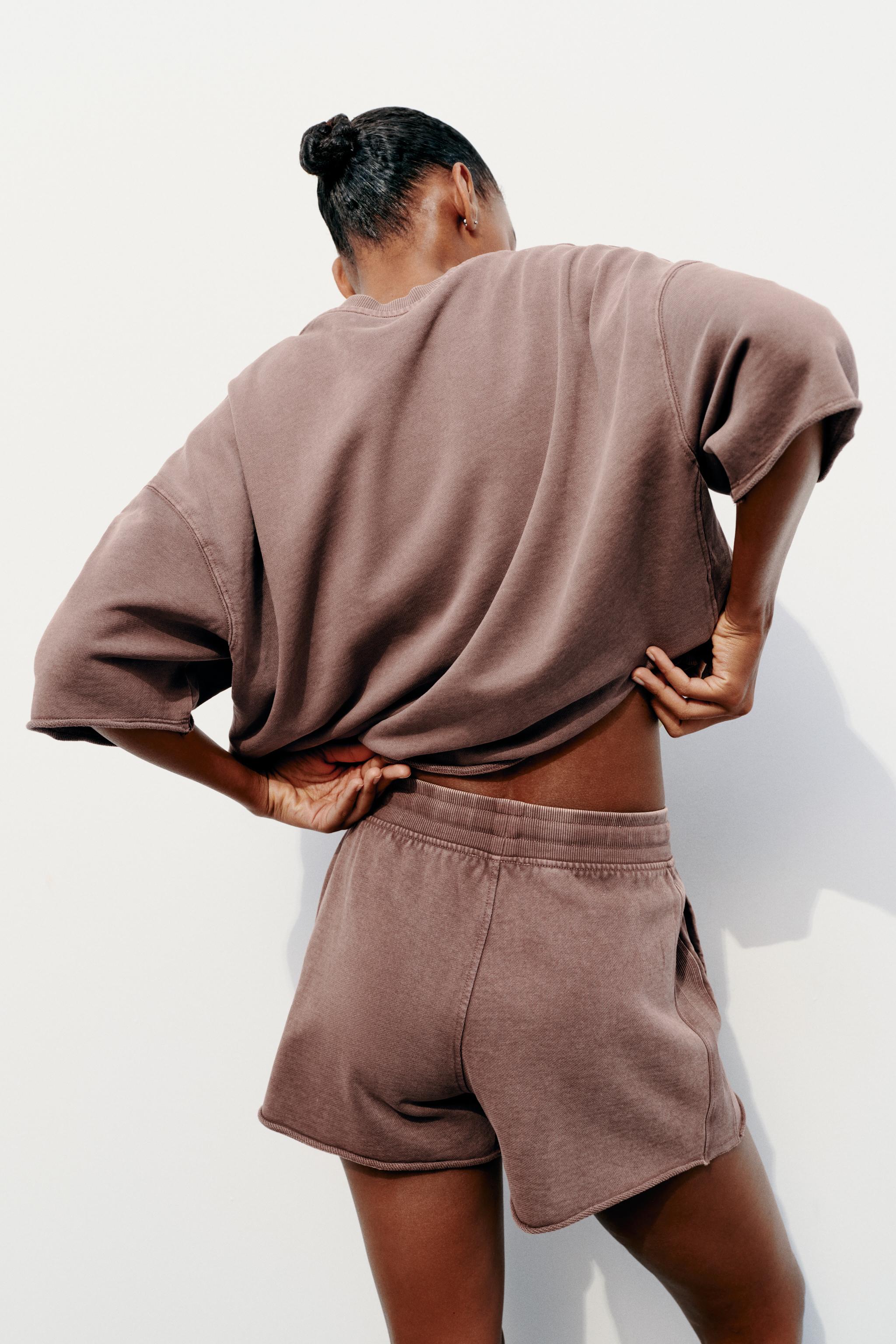 FADED-EFFECT SWEATSHIRT AND SHORTS CO-ORD